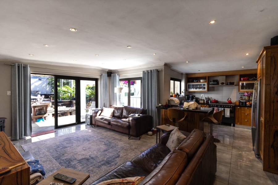 4 Bedroom Property for Sale in Sandbaai Western Cape